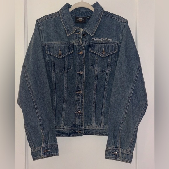 Harley Davidson Essential Bar & Shield Denim Jacket in Medium Indigo - Picture 2 of 9